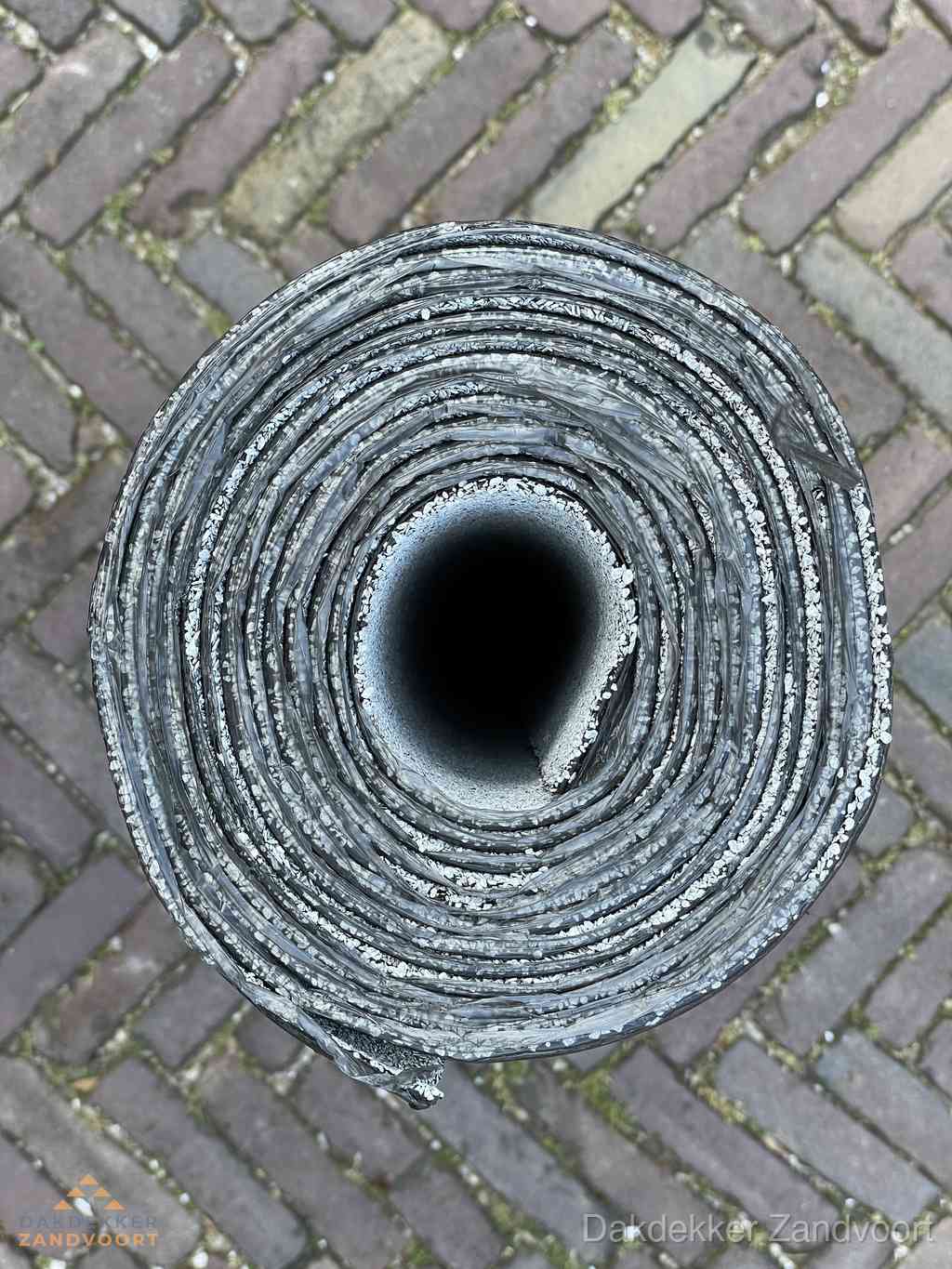 Rol EPDM dakbedekking materiaal voor plat dak in Zandvoort